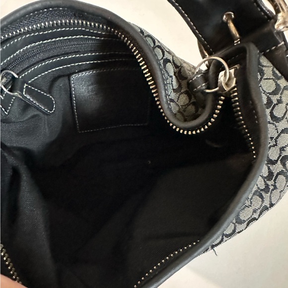 👜 Coach Black Logo Shoulder Purse 🖤 - Picture 10 of 12